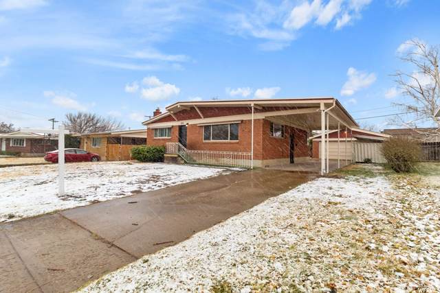 925 Jackson Ave - Photo 1