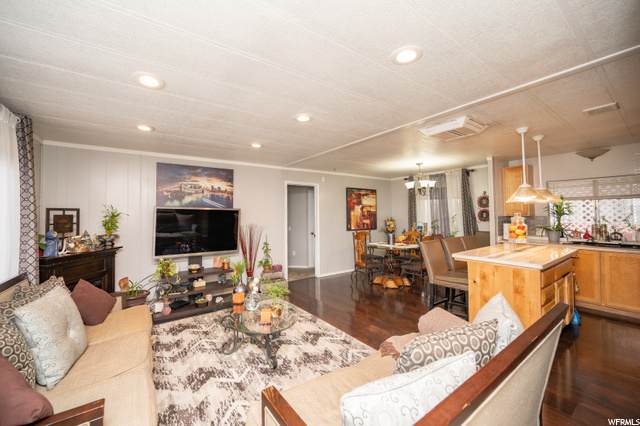 4568 Foxglove Dr - Photo 1