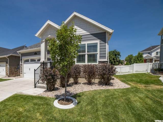 1215 Roma Dr - Photo 1