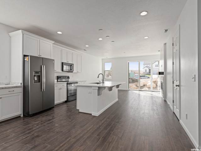 2103 Wallflower Dr - Photo 1