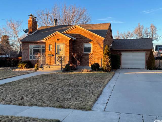 211 Mountain View - Photo 1
