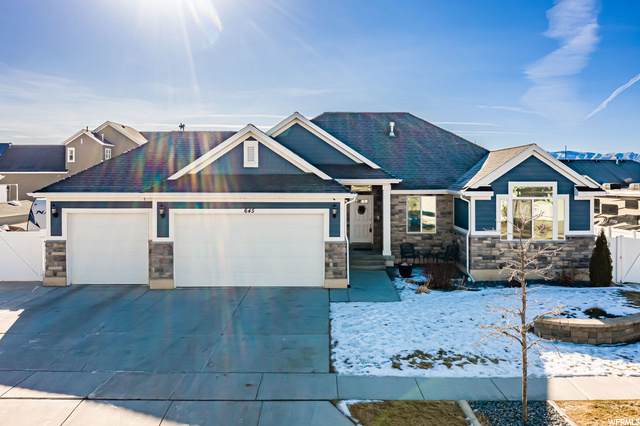 645 Parkview Dr - Photo 1