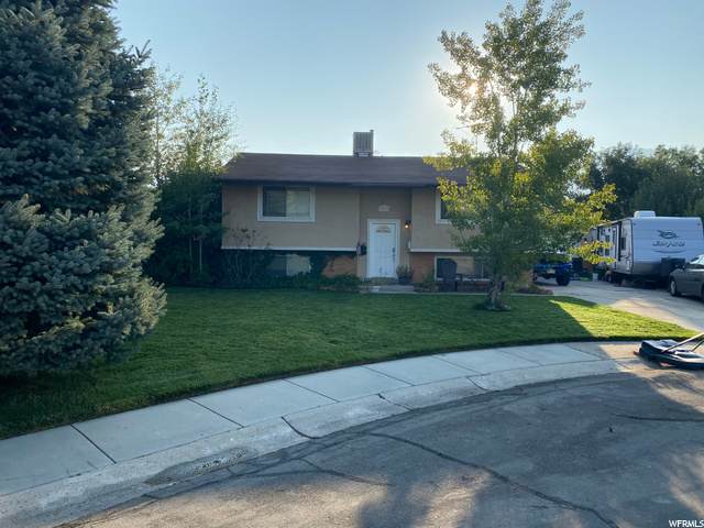9579 Debbie Cir - Photo 1