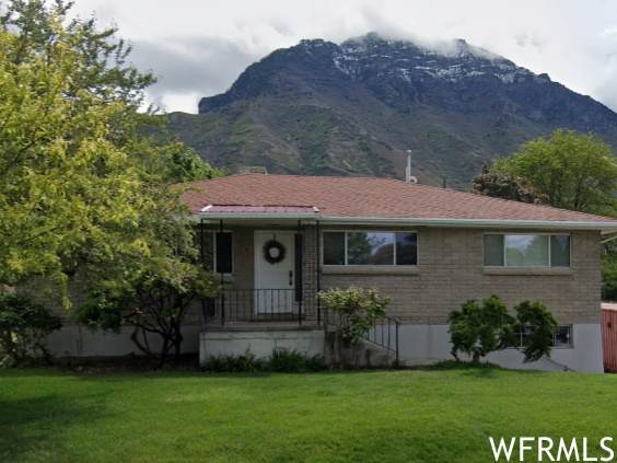 1710 Lambert Ln - Photo 1