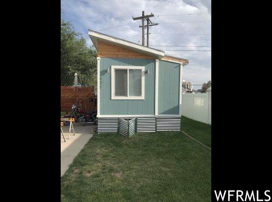 1621 Redwood Pl - Photo 1