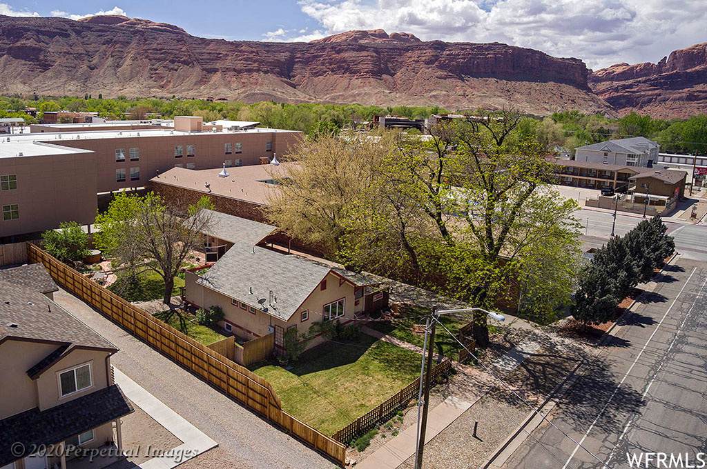 38 200 - Photo 1