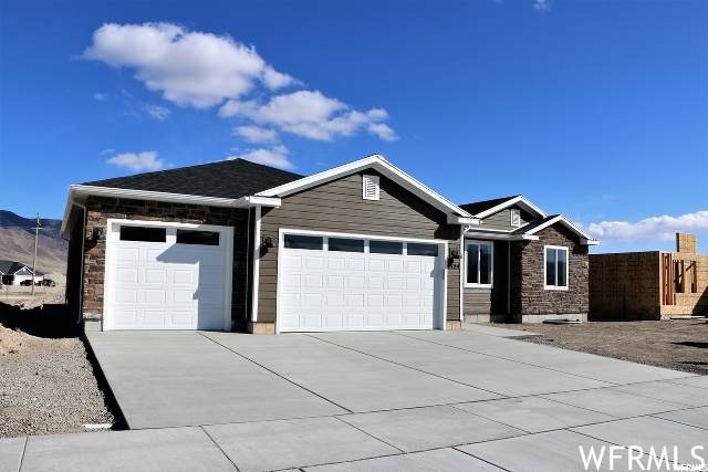 1725 Sparrow Way - Photo 1