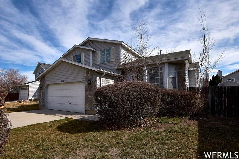 6191 Eagle Nest Dr - Photo 1