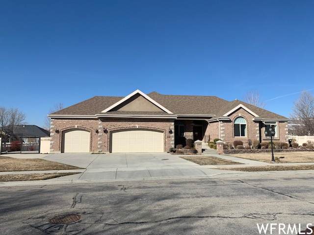 854 Andes Dr - Photo 1