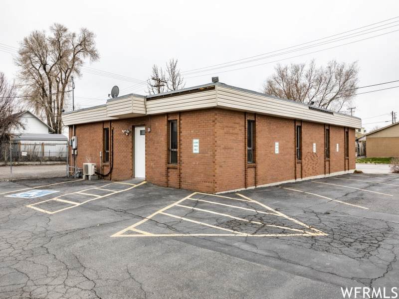 2605 West Temple - Photo 1