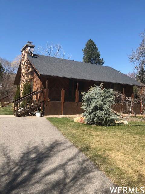 1295 Sumac Dr - Photo 1