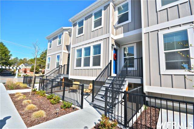 1285 Winchester St - Photo 1