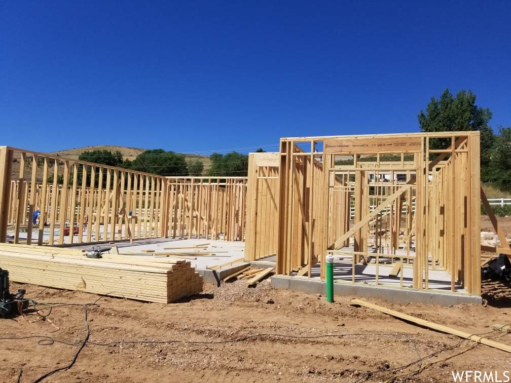 1024 Vista Loop - Photo 1