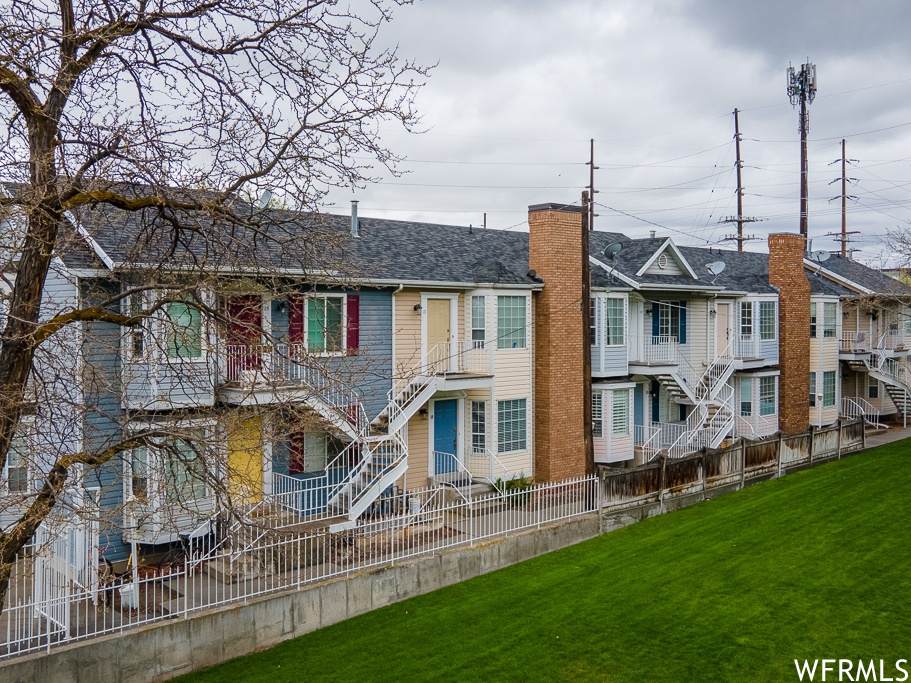 915 820 - Photo 1