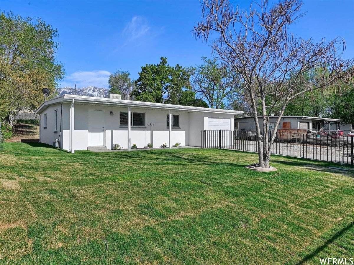 10175 Zinnia Way - Photo 1