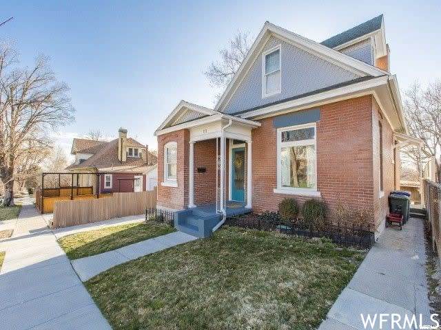 171 J St - Photo 1