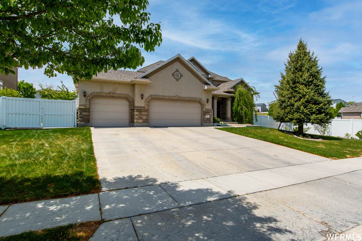 8106 Overton Dr - Photo 1