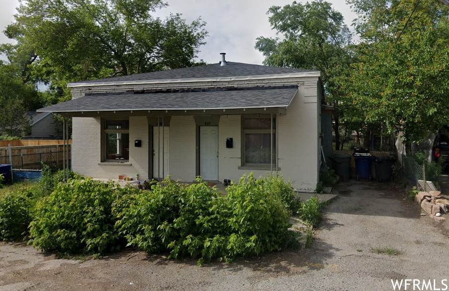 435 Debs Pl - Photo 1