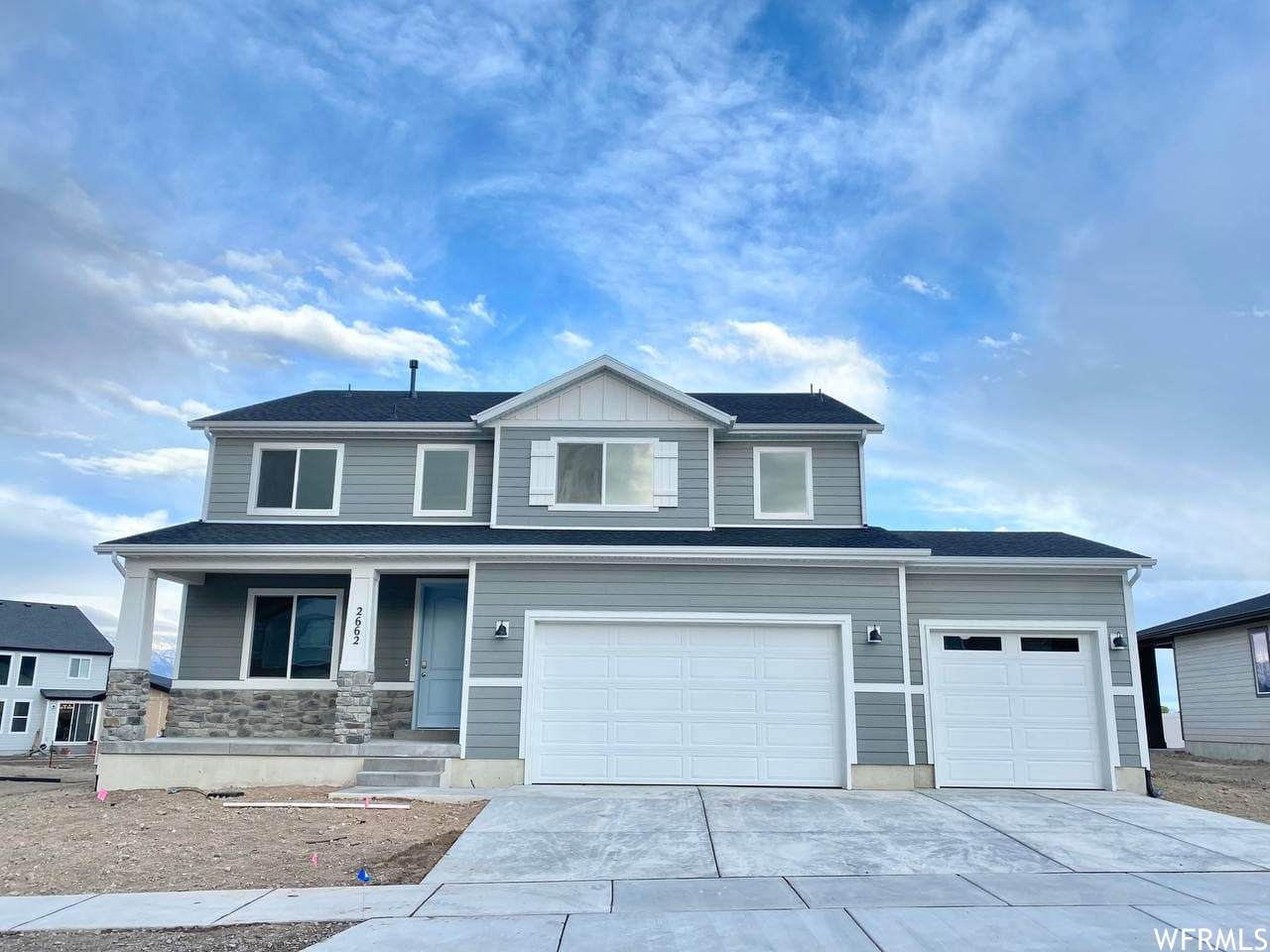 2662 Daisy Dr - Photo 1