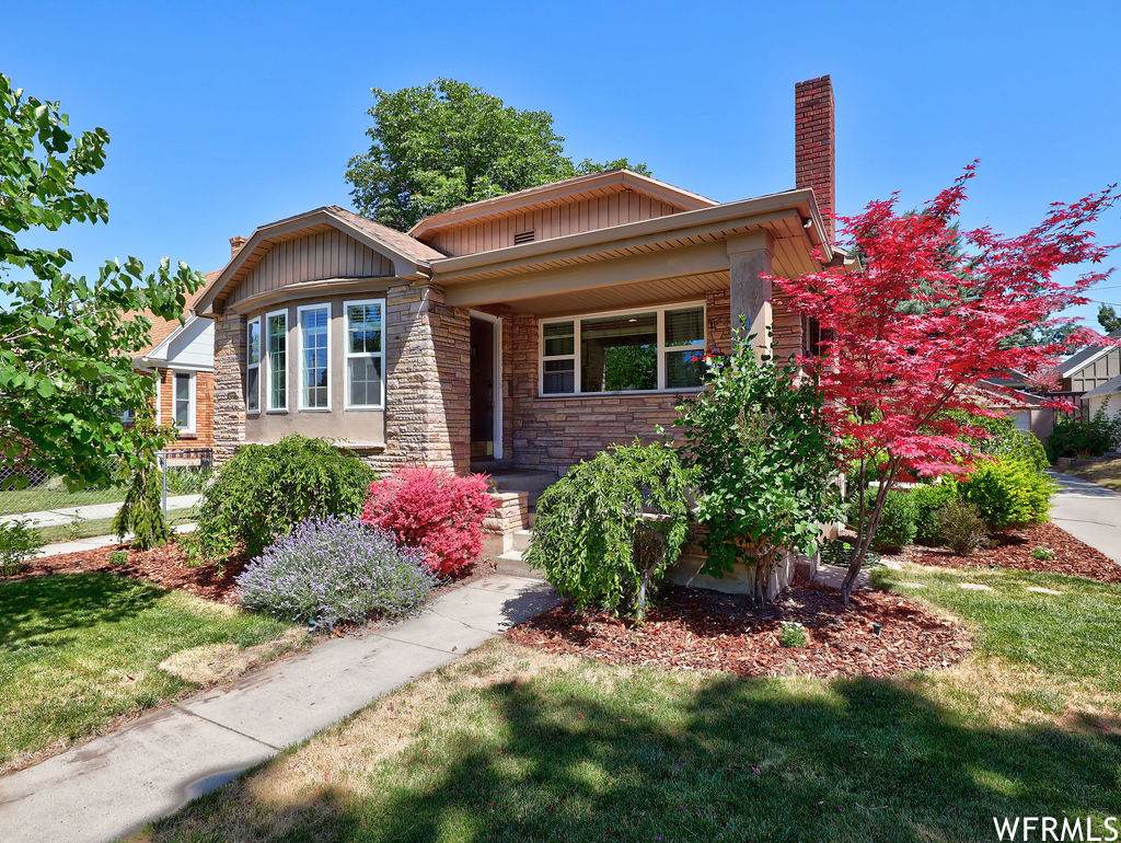 1455 Ramona Ave - Photo 1