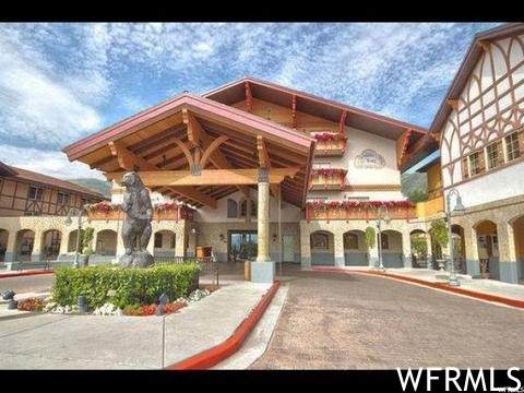 784 Resort Dr - Photo 1