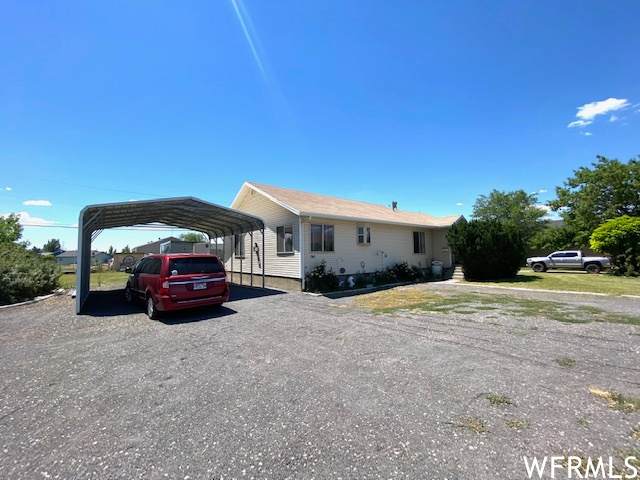749 Main St - Photo 1