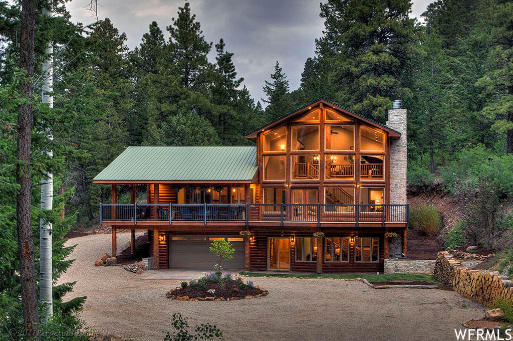 699 Spotlight Hollow Rd - Photo 1