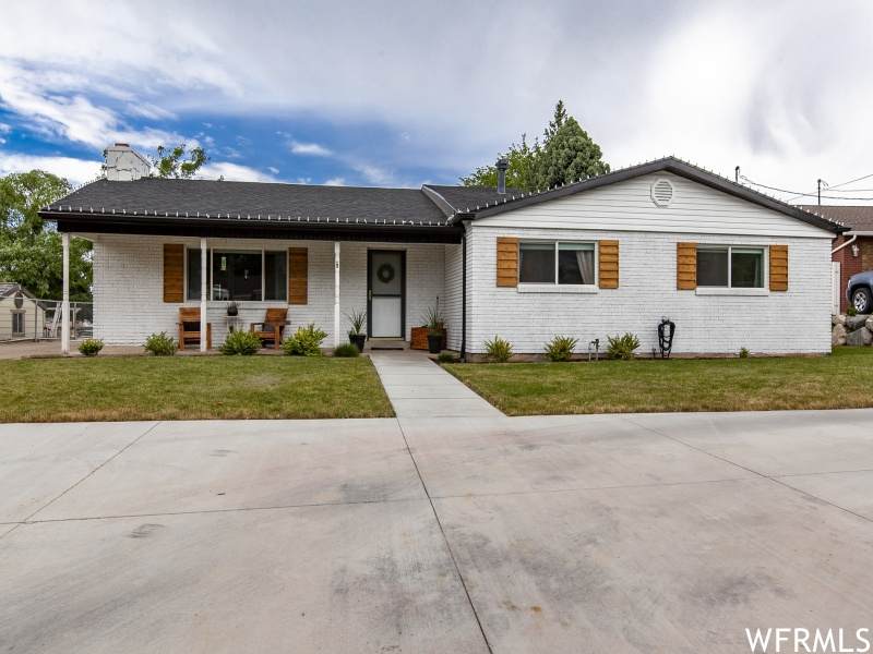 1529 Gentile St - Photo 1
