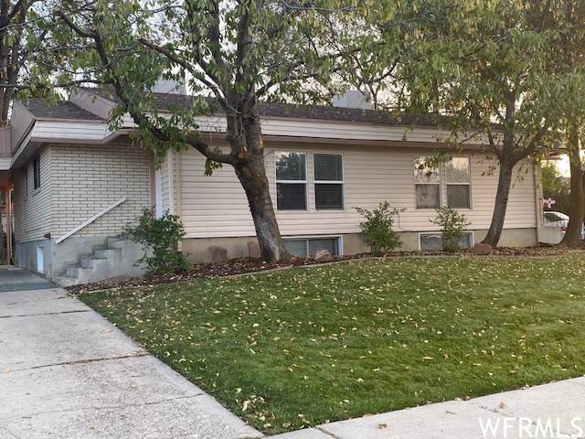 1026 Perrywill Ave - Photo 1