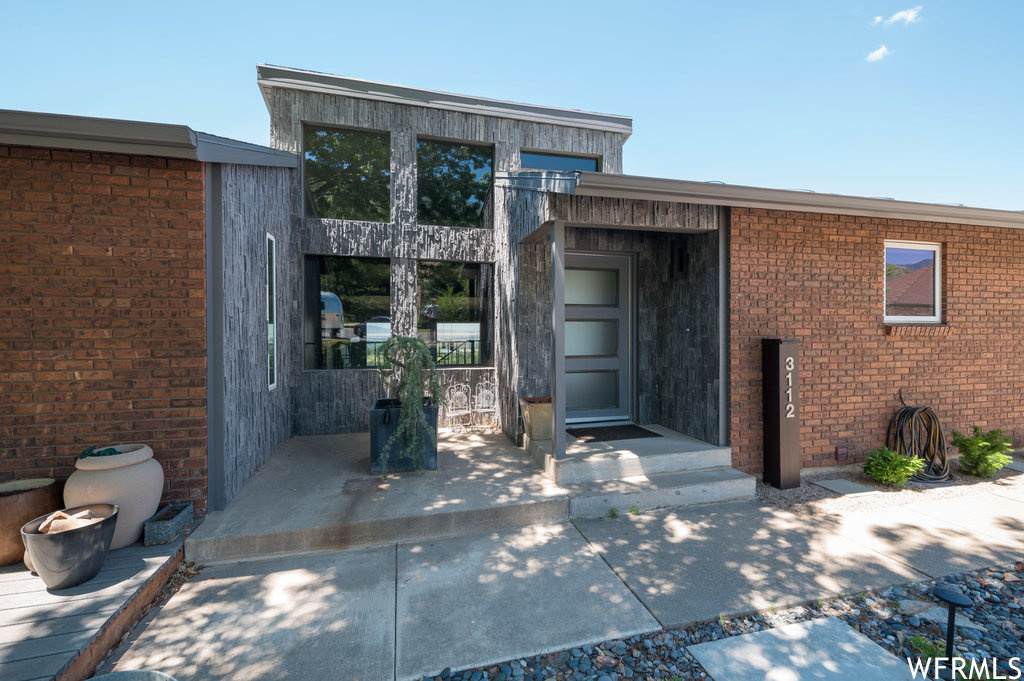 3112 Lakeview Cir - Photo 1