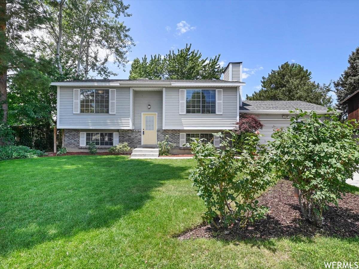 9954 Glendover Way - Photo 1