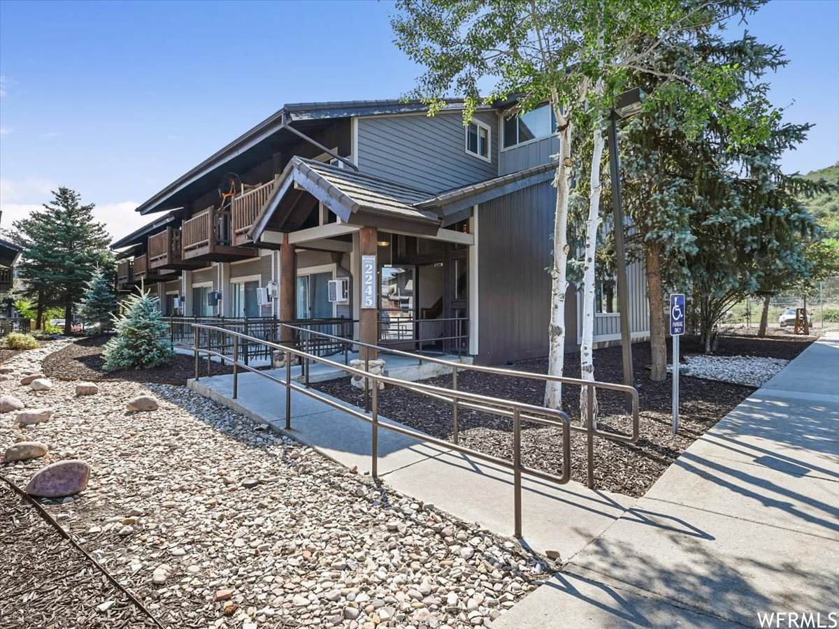 2245 Sidewinder Dr - Photo 1