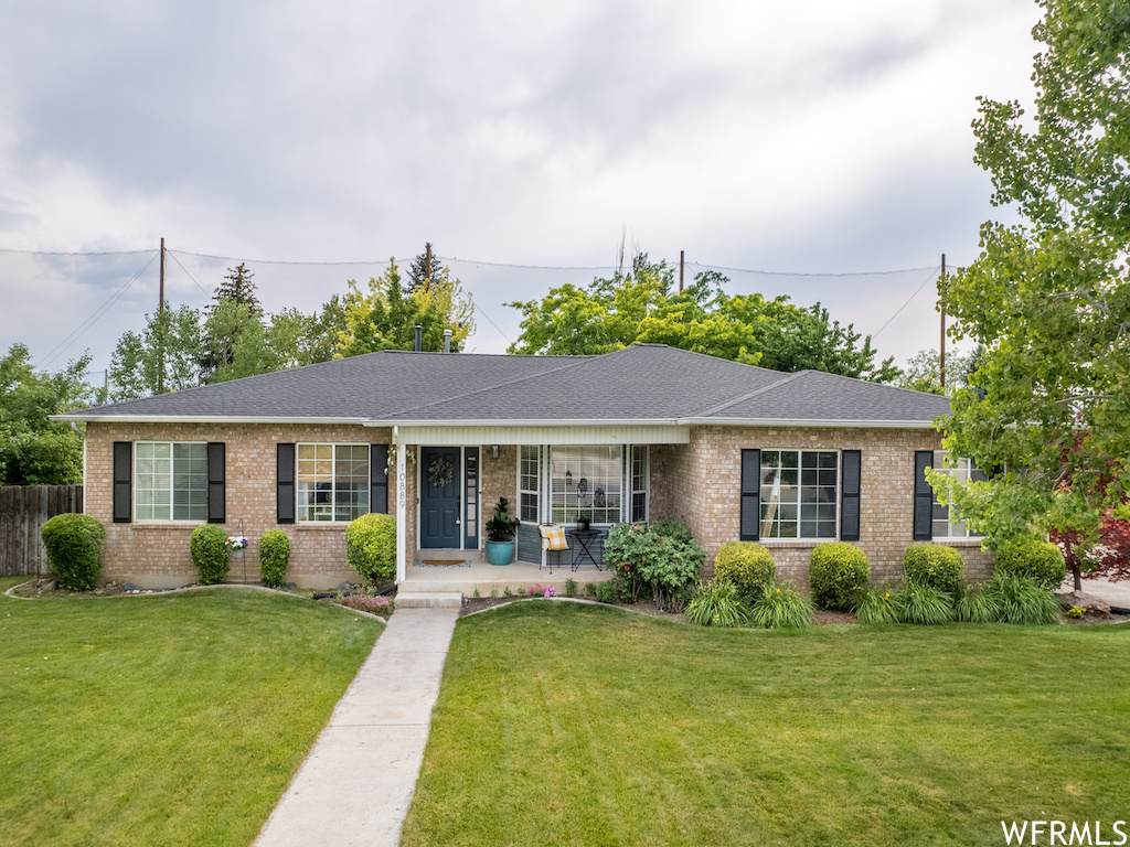 10889 Panorama Dr - Photo 1