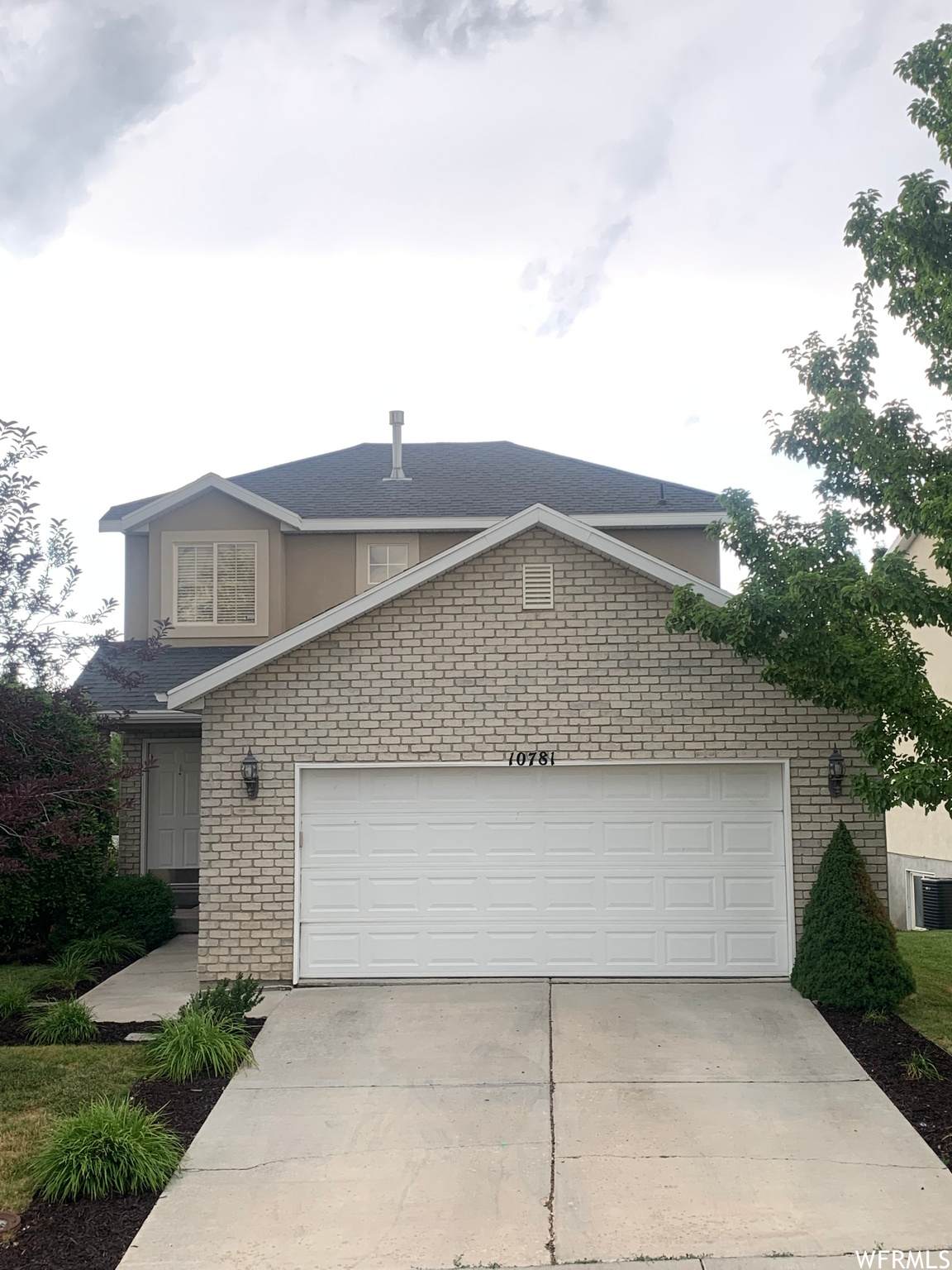 10781 Pine Shadow Rd - Photo 1