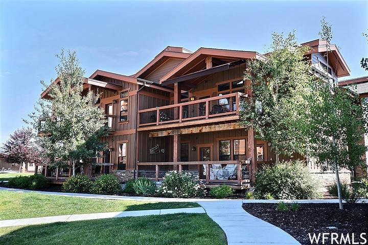9881 Vista Dr - Photo 1