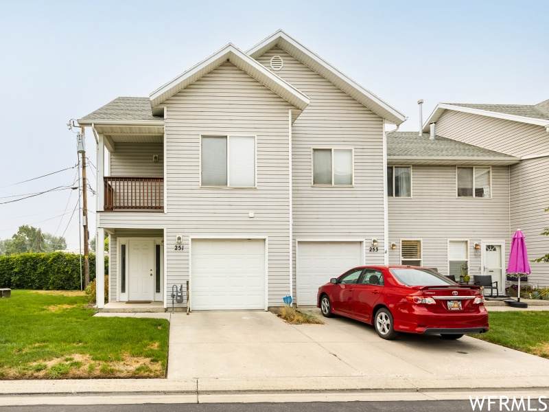 251 Bliss Ct - Photo 1