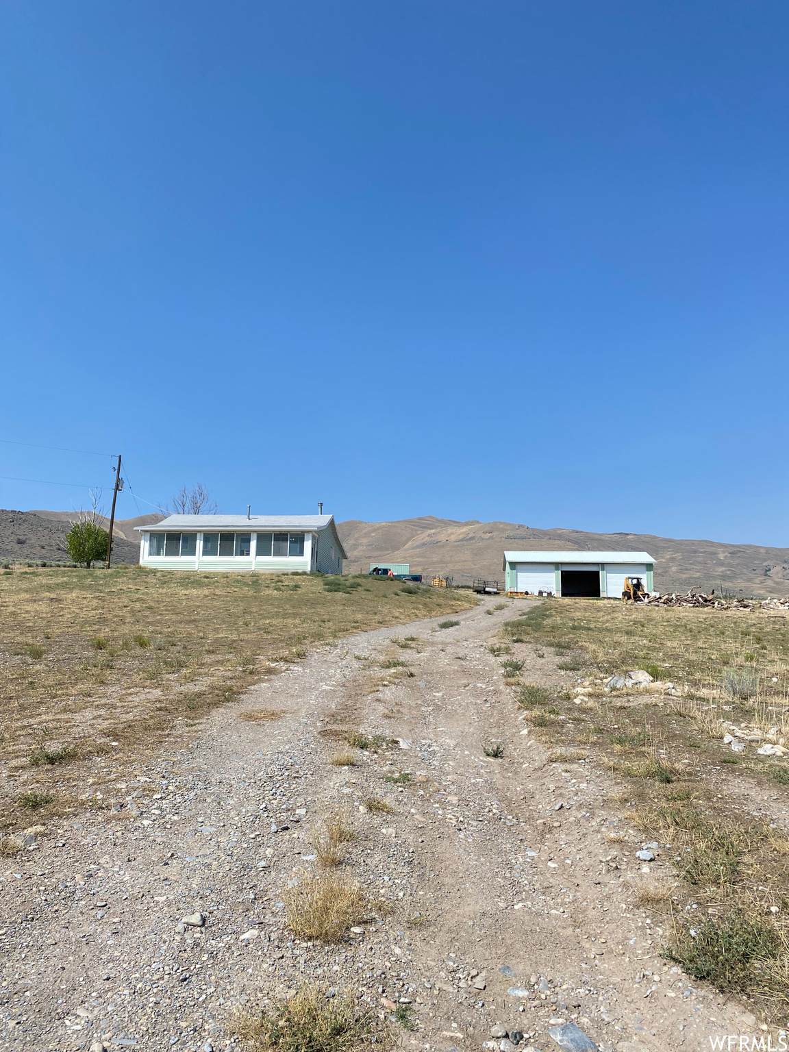 2430 East Promontory Rd - Photo 1