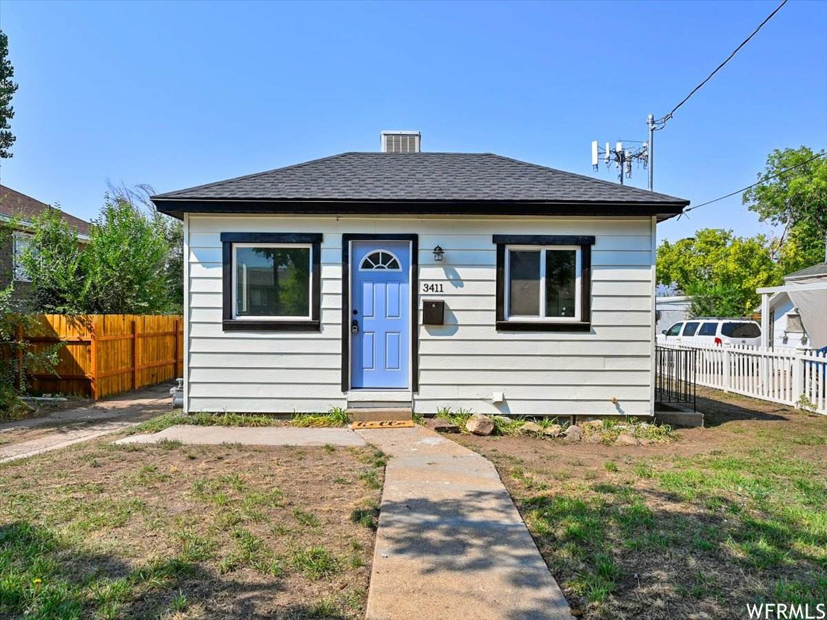 3411 Lincoln Ave - Photo 1