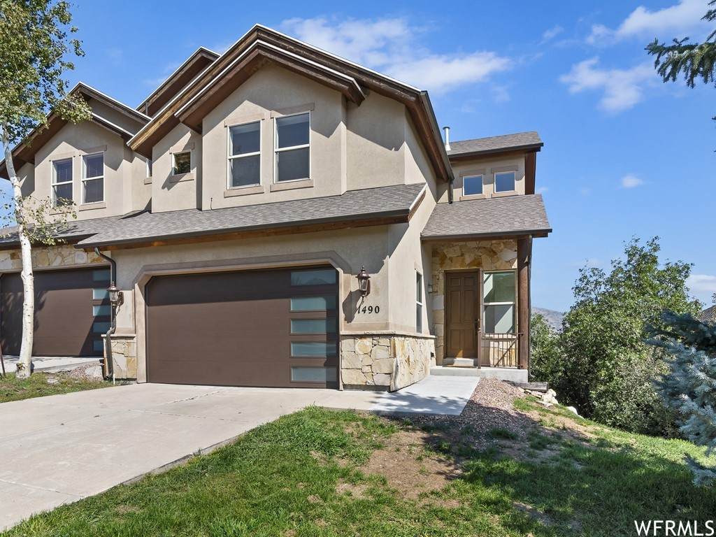 1490 Alpine Ave - Photo 1