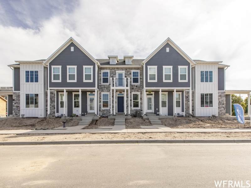 2158 800 - Photo 1