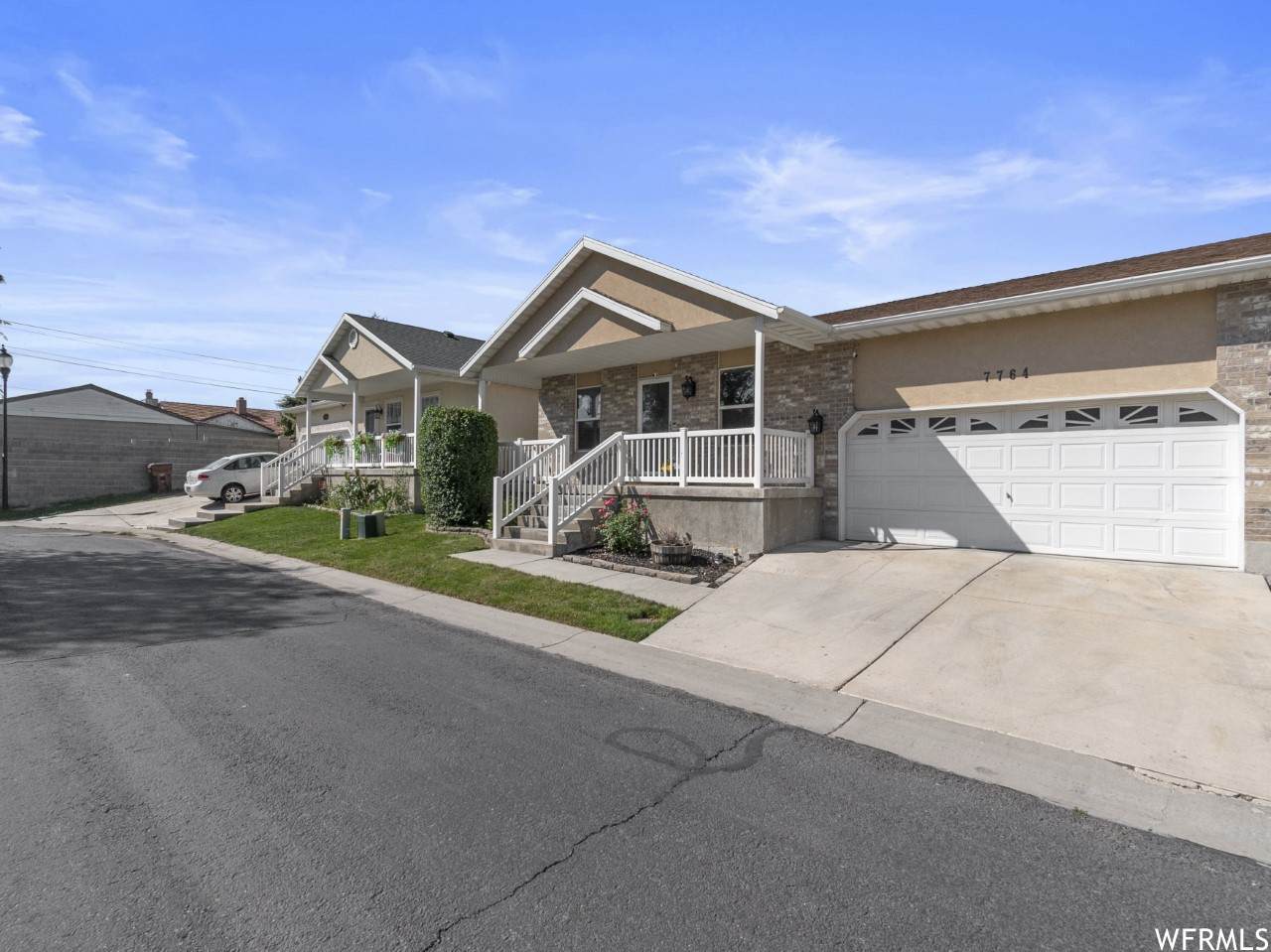 7764 Ash Briar Ln - Photo 1