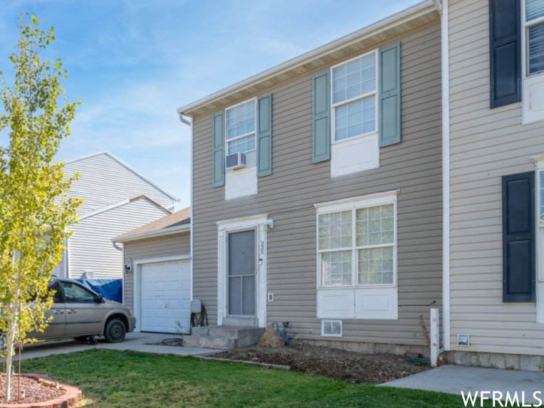 225 Daniel Dr - Photo 1