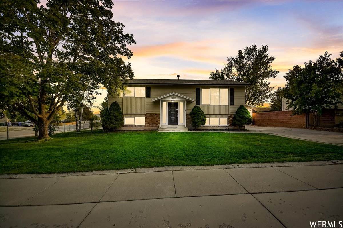 3767 Moreland Cir - Photo 1