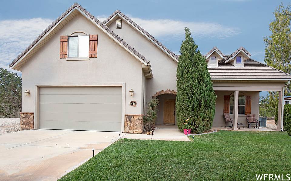 421 Homespun Cir - Photo 1