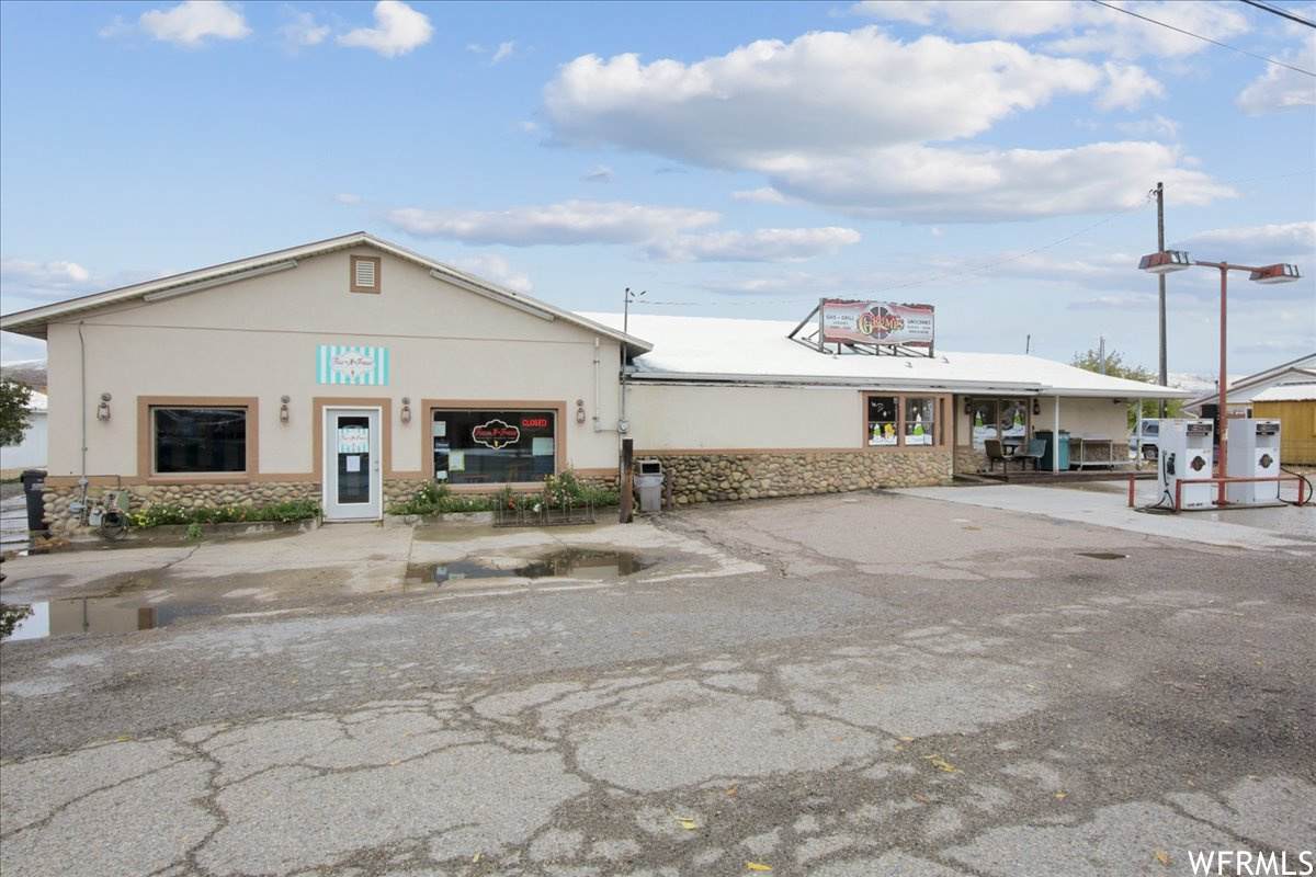 510 Main St - Photo 1