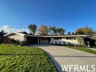 1893 Lincoln Ln - Photo 1
