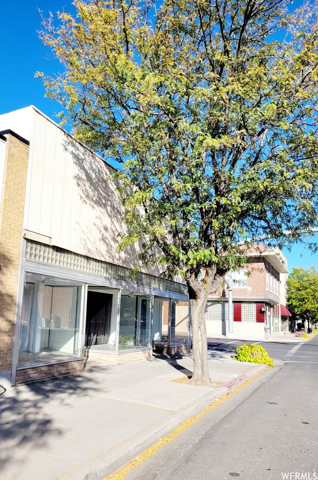 2 Main St - Photo 1