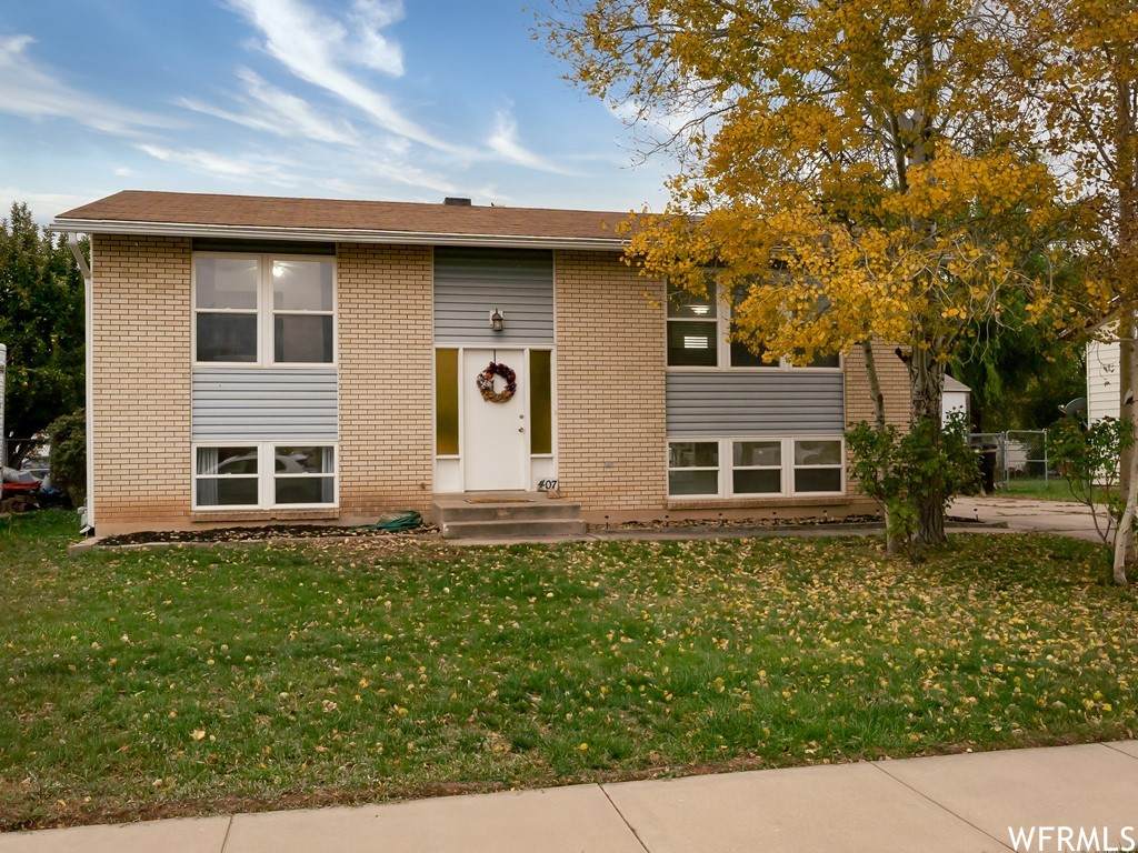 407 2300 - Photo 1