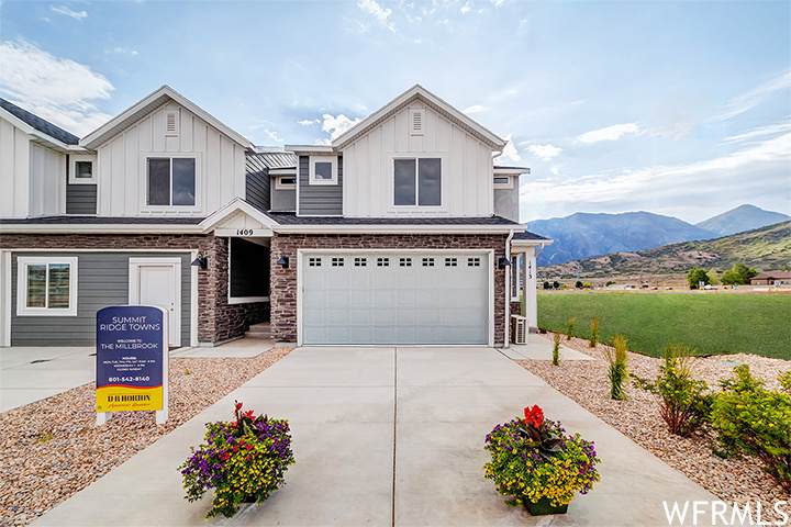 1184 Agave Dr - Photo 1