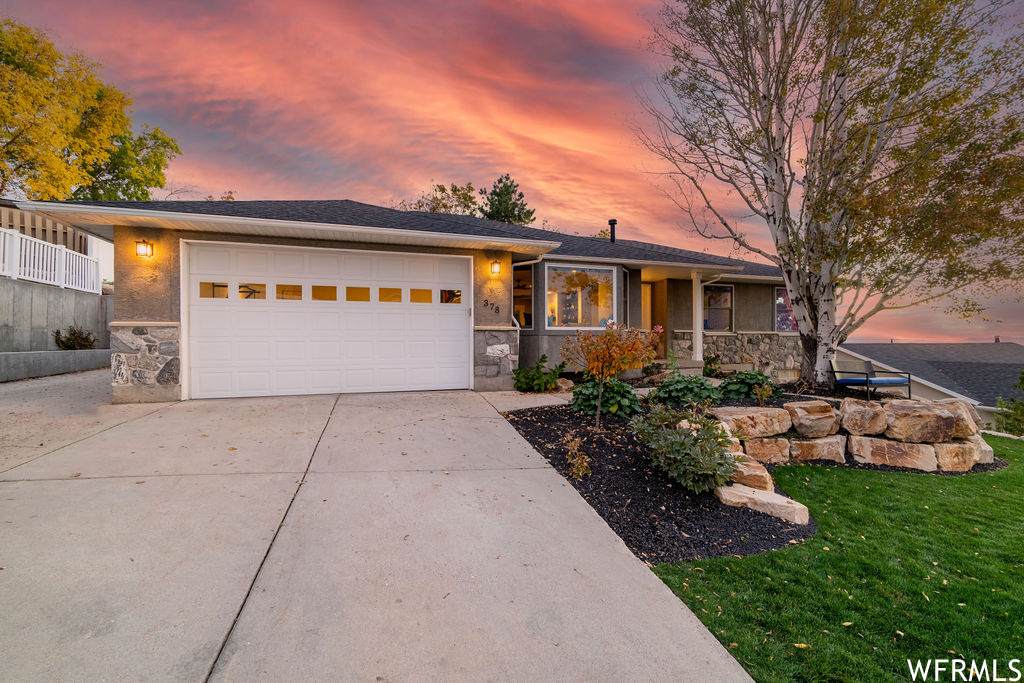 378 Paulette Way - Photo 1